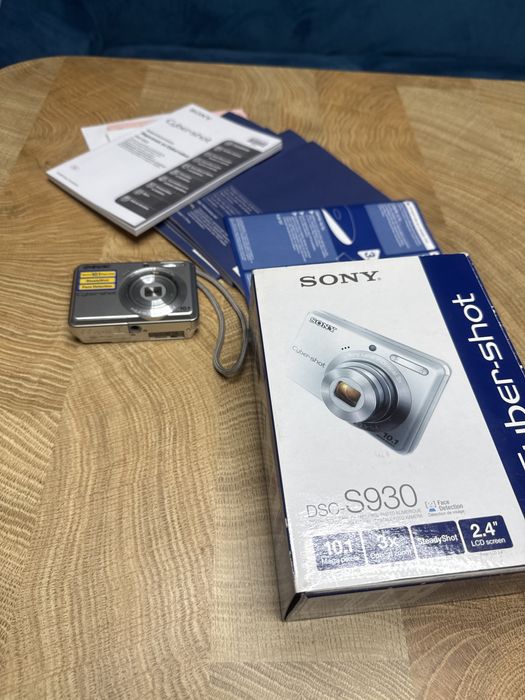 Фотоапарат Sony Cyber-shot DSC-S930