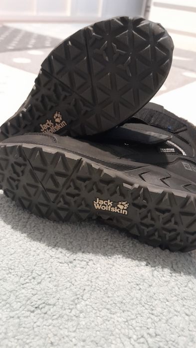 Cizme copii jack wolfskin marimea 31