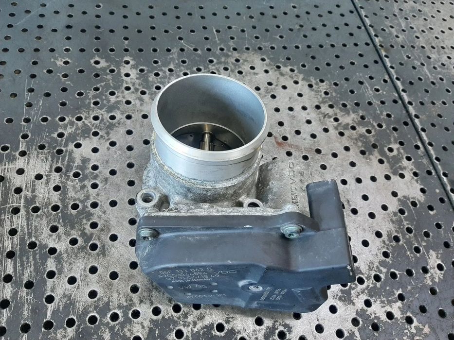 clapeta acceleratie 2.0tfsi  skoda octavia 2 audi a4 b7  06f133062g