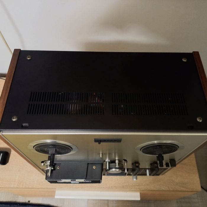 Magnetofon Akai gx-210 d,impecabil,ca nou