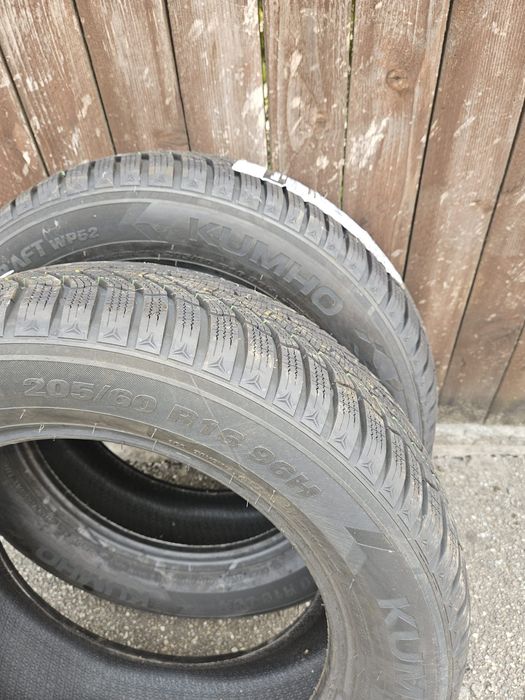 Cauciucuri iarnă 205 60 R16