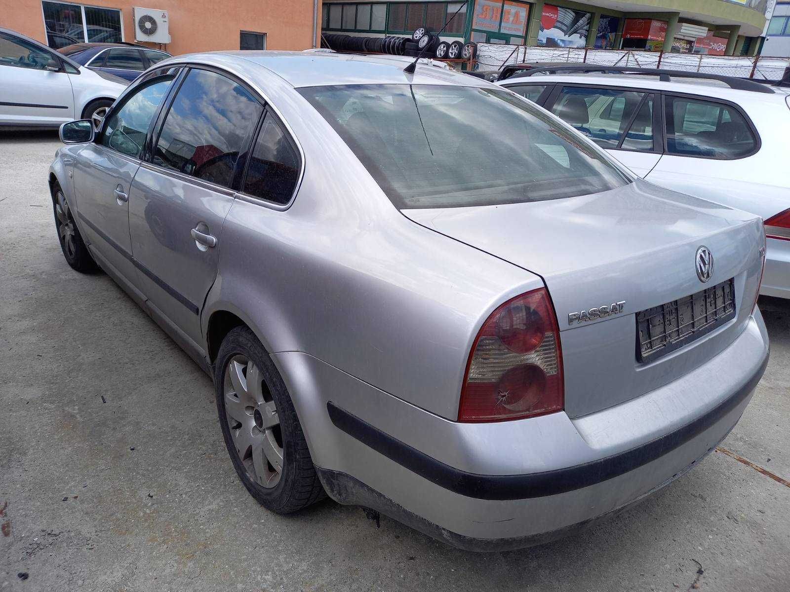 VW PASSAT 5 2.5TD 180к.с. 2004г и 1.9TD 131к.с. ръчки 2001г.на части