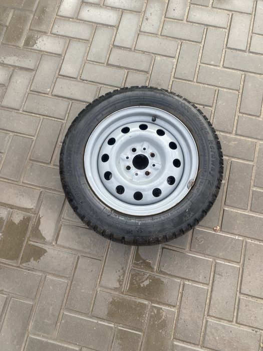 Болотные диск с шиной