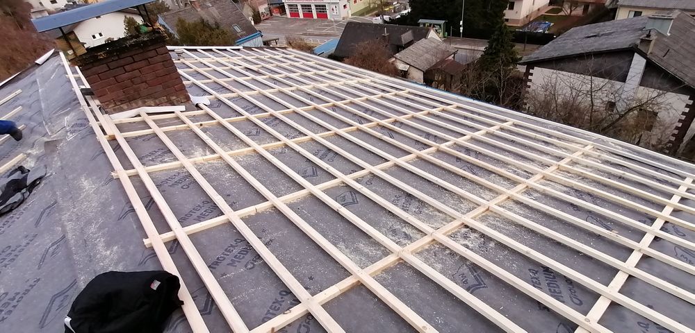 Tigla metalica jgheaburi reparatii terase foisoare accesorii