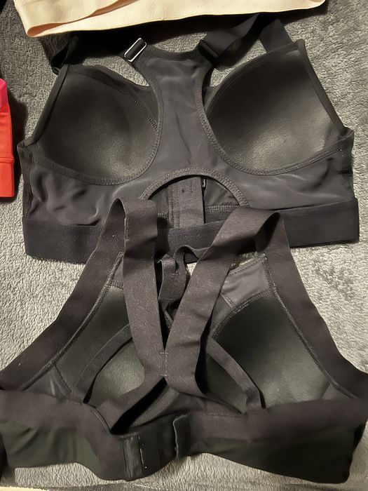 Bustiere sport mărimea s, costum de baie întreg (body) Moschino