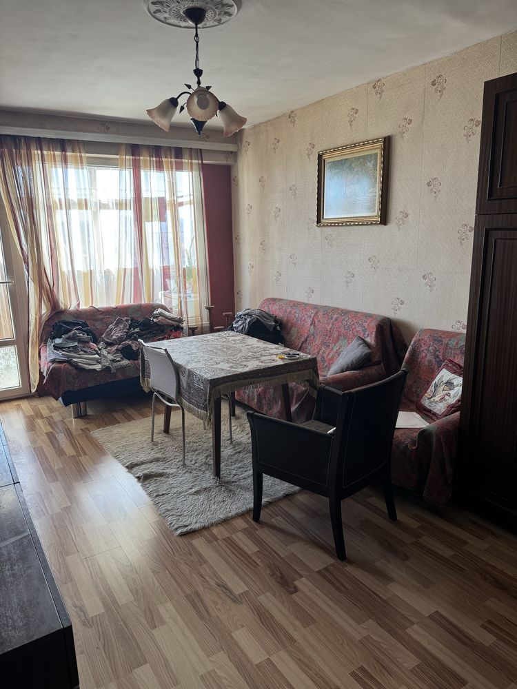 Продава се тристаен апартамент в гр. Ловеч, ж.к „Младост“