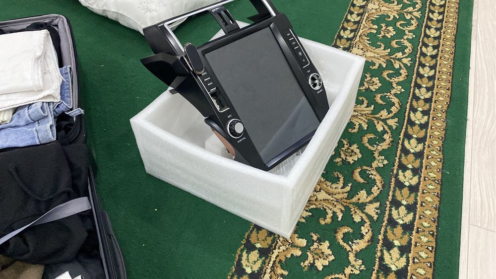 магнитолла для toyota land cruiser Prado 150