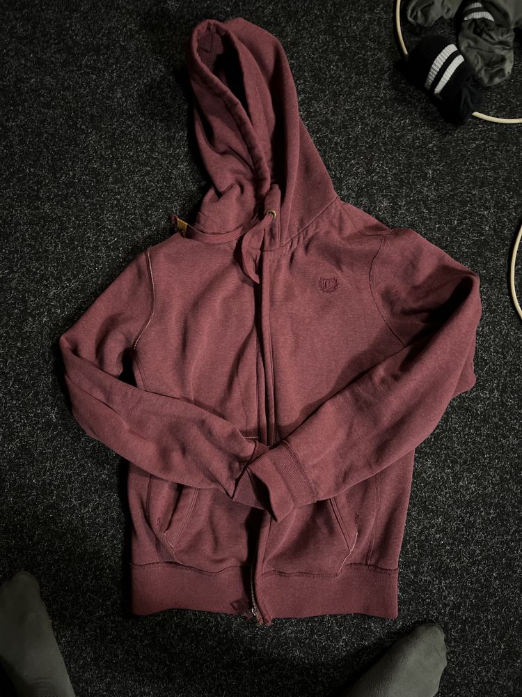 Продам кофту colins