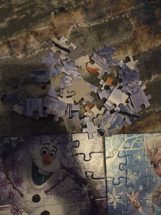 Puzzle Frozen 4 in 1