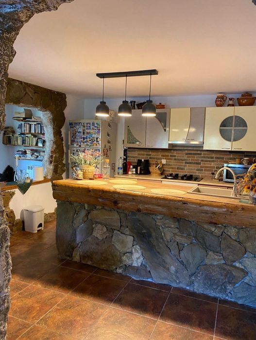 Cazare Casa TES - Camere de inchiriat, Craciun, Vila, Cabana, Pensiune