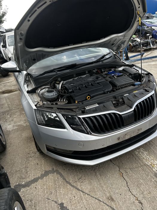 Aripă dreapta spate Skoda Octavia 3 break facelift 2018