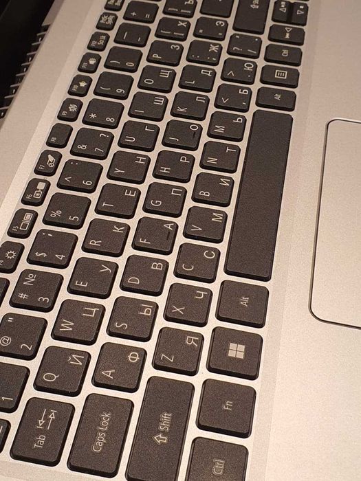 Acer aspire 3 i3 1115G4/8gb ddr4/512 ssd m2/FHD IPS