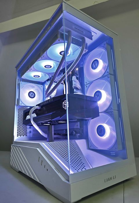 PC Gaming Ryzen 7 9800X3D RTX 5080 64GB RAM