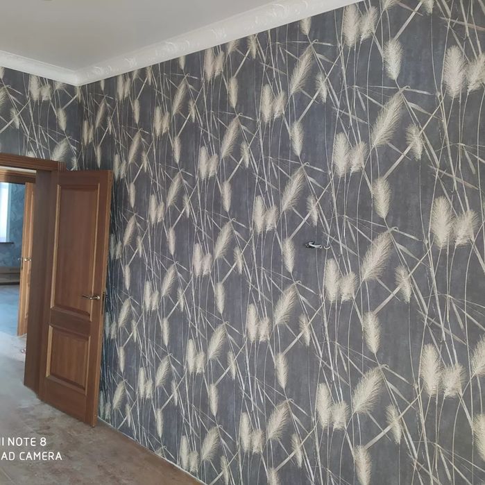 Поклейка обоев,житких обоев фотообои галтелей