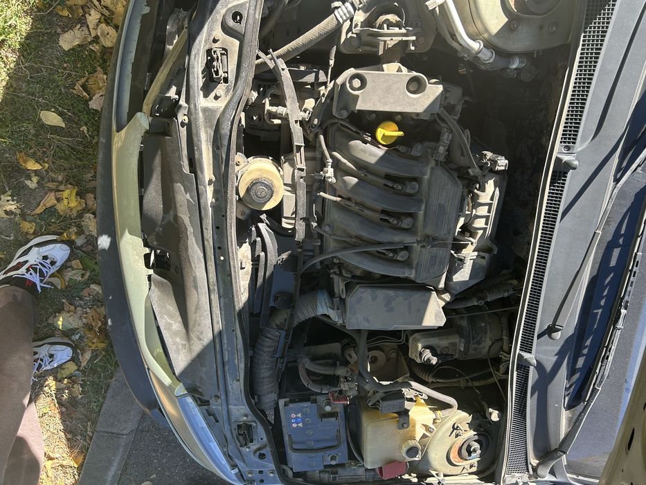 Vând Renault Laguna 1, pentru piese de schimb, an fabricatie 1999-2000