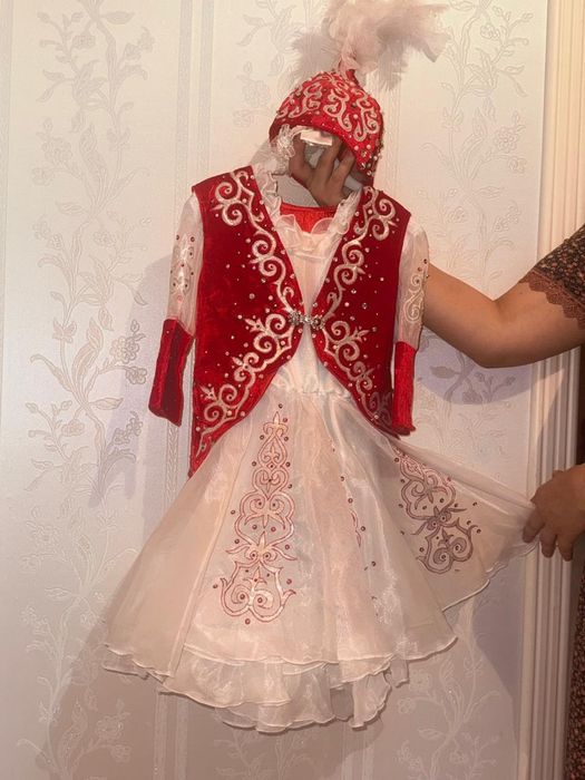 Национальное платье, костюм на тусау кесу