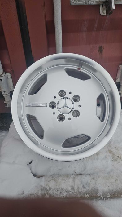 Новые авто  диски   R16 на mercedes  benz