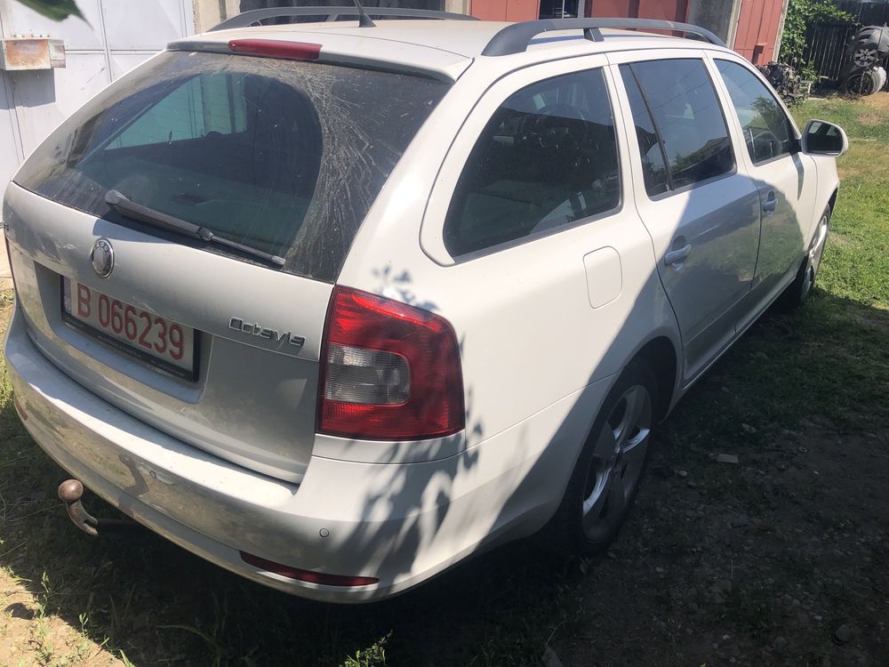 Haion Portbagaj Skoda Octavia 2 fl facelift break combi alb