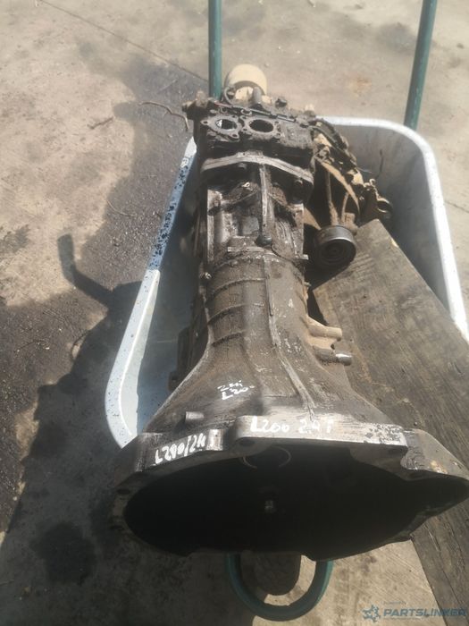 cutie viteze manuala Mitsubishi L200 2.4 benzina cod 4G64 97 KW an 200