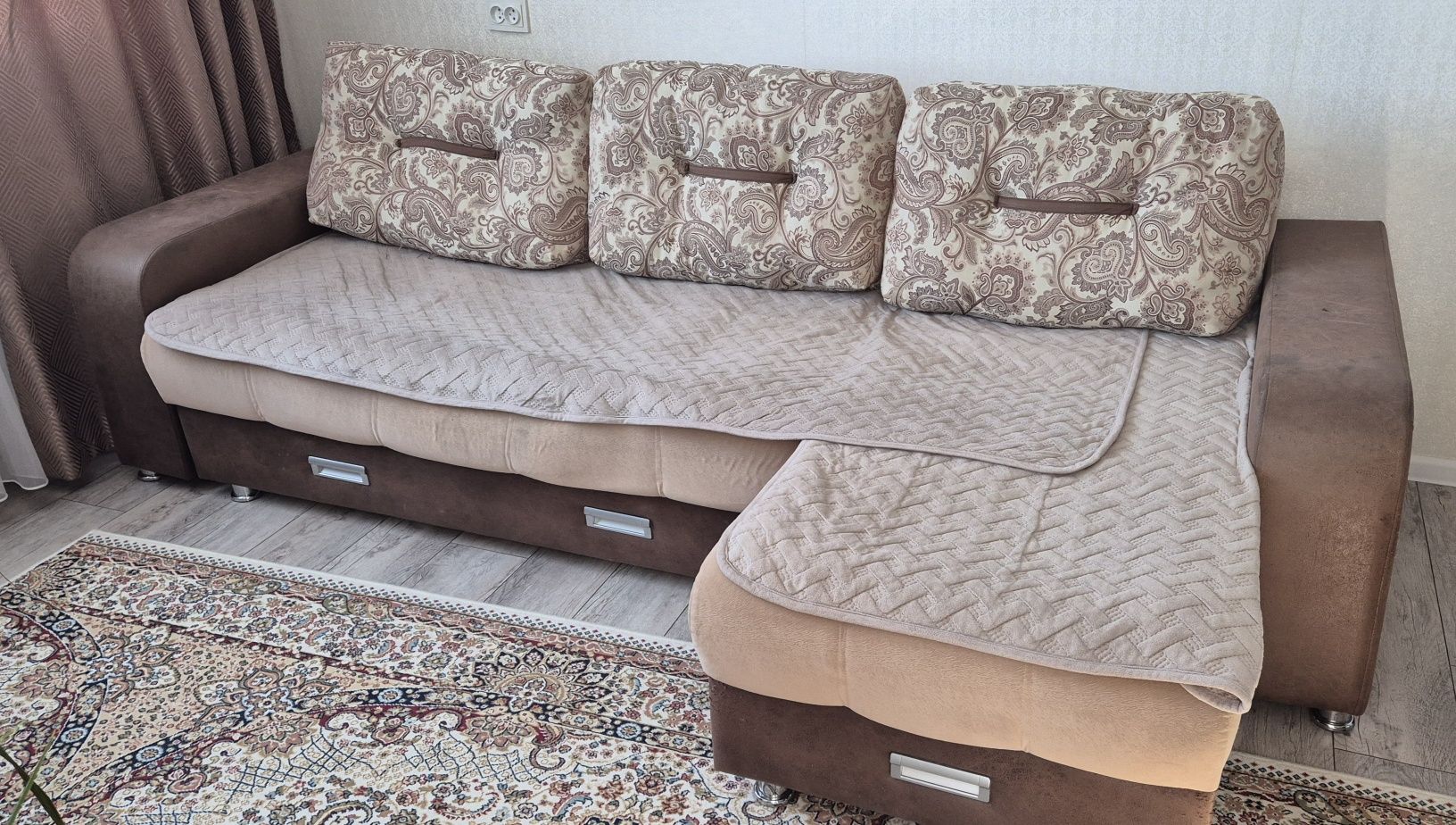 Продам диван б/у
