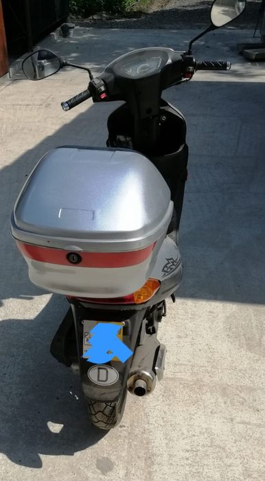 Vând Scuter 49 cc