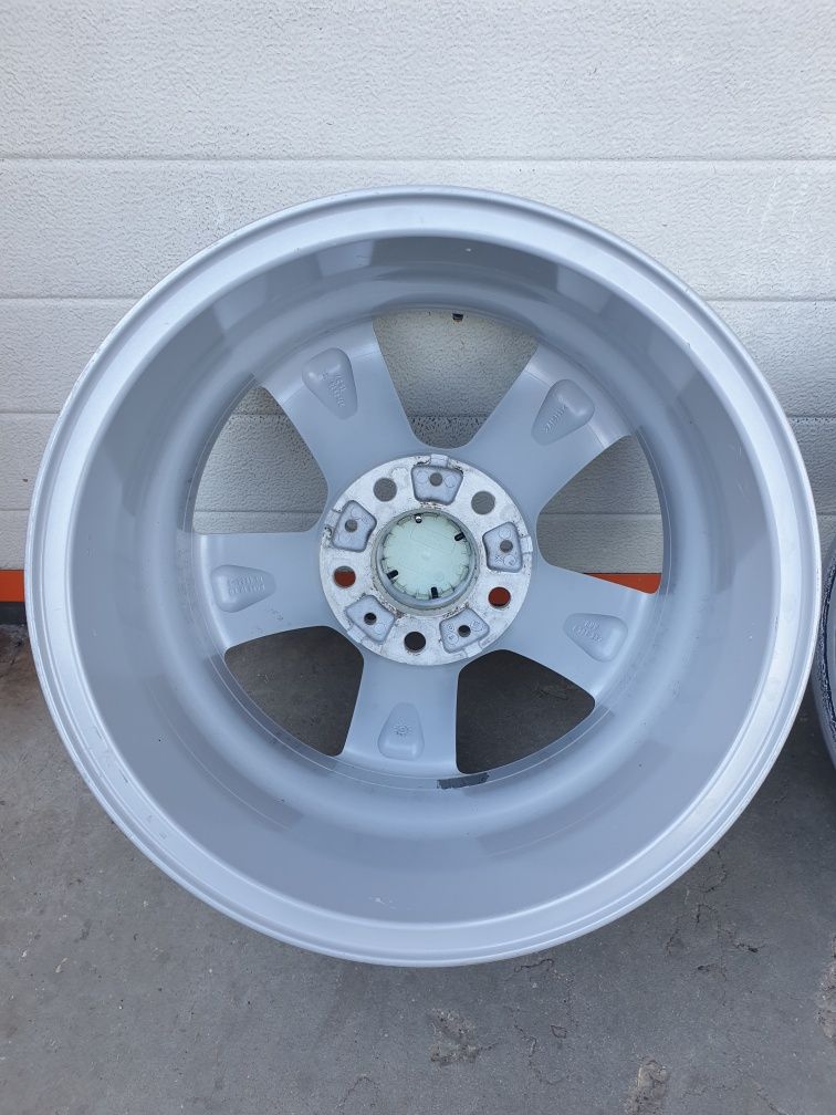 Оригинални джанти за BMW R16 5x120 ET37 7.5J