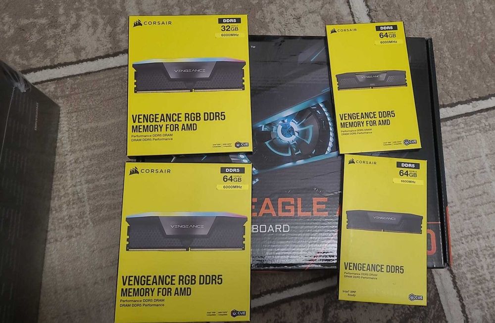 Kit Gaming GIGABYTE B650 EAGLE AX WIFI + AMD Ryzen 7 7800X3D