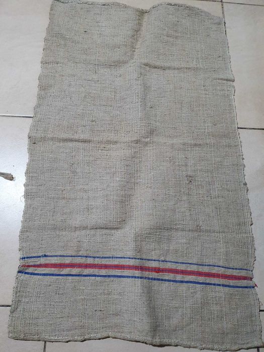 Stergare de cânepă, țesute la război