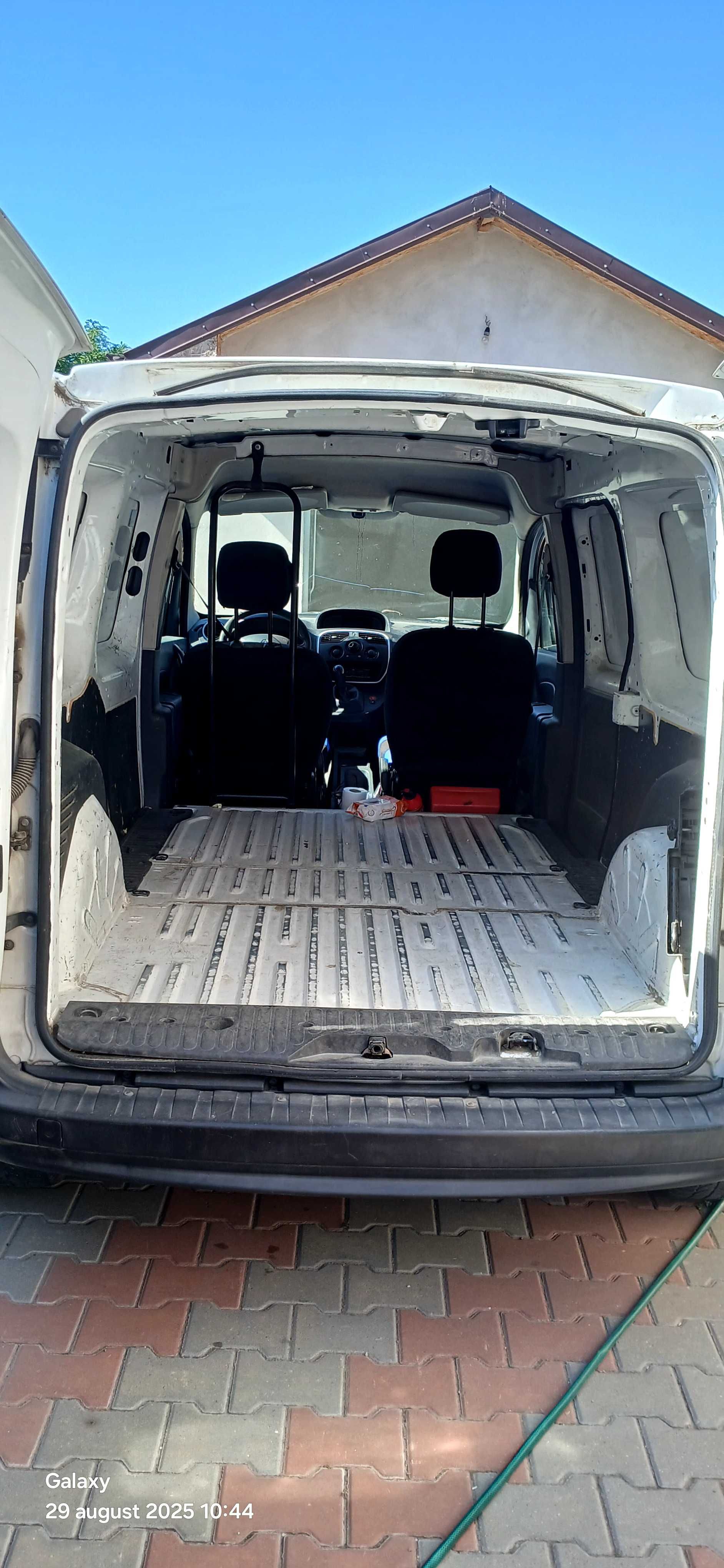 Vand Renault kangoo maxi energy 1.5tdi