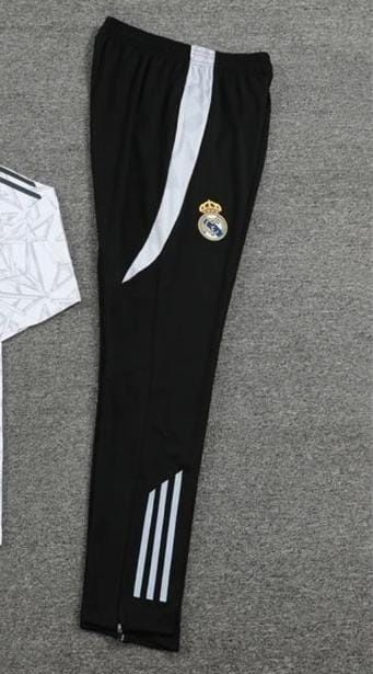 Реал мадрид одежда низ