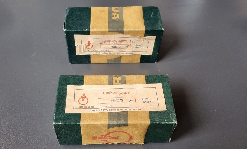 Becuri Nerva pentru proiectoare diapozitive și diafilme