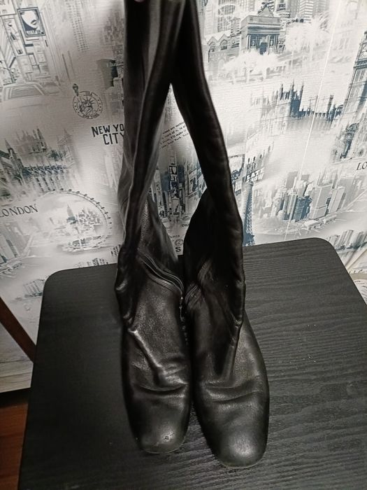 Vând cizme piele Prada