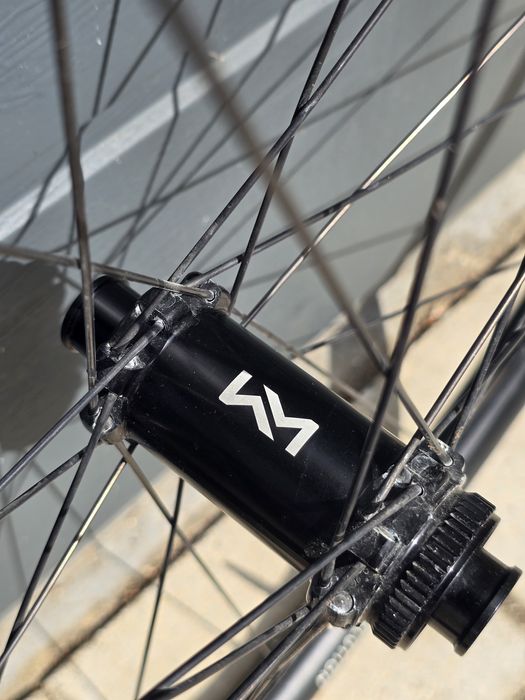 Vând roți pe 29" Newmen