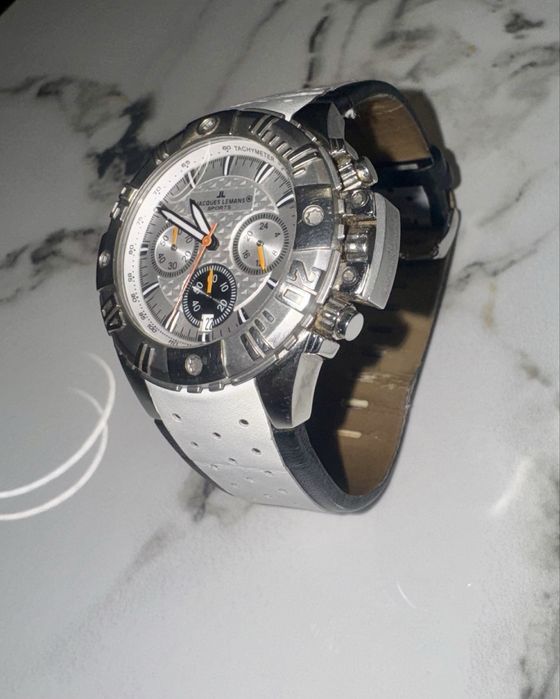 Часовник Jacques Lemans Sports