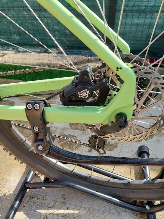 Bicicleta Cube aim one 29