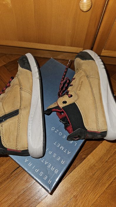 Geox боти за момче - 32 номер