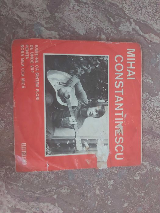 Disc vinil etichetat in coperta originala solist Mihai Constantinescu