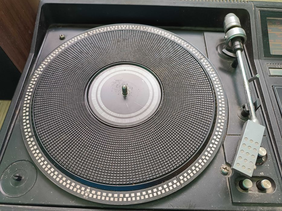 Немска система за озвучаване от соца Компакт 2000