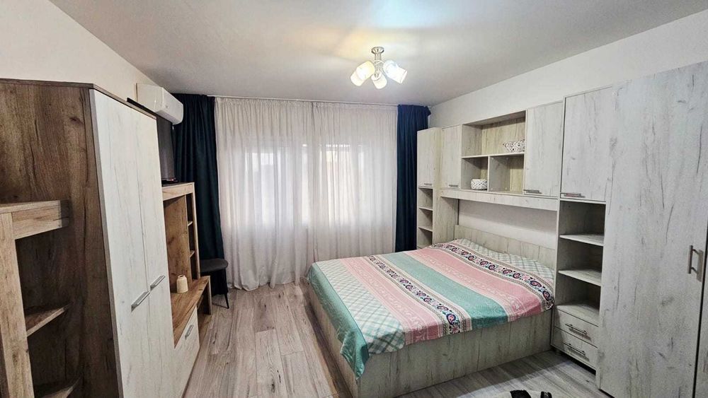 Inchiriez garsoniera conf 1