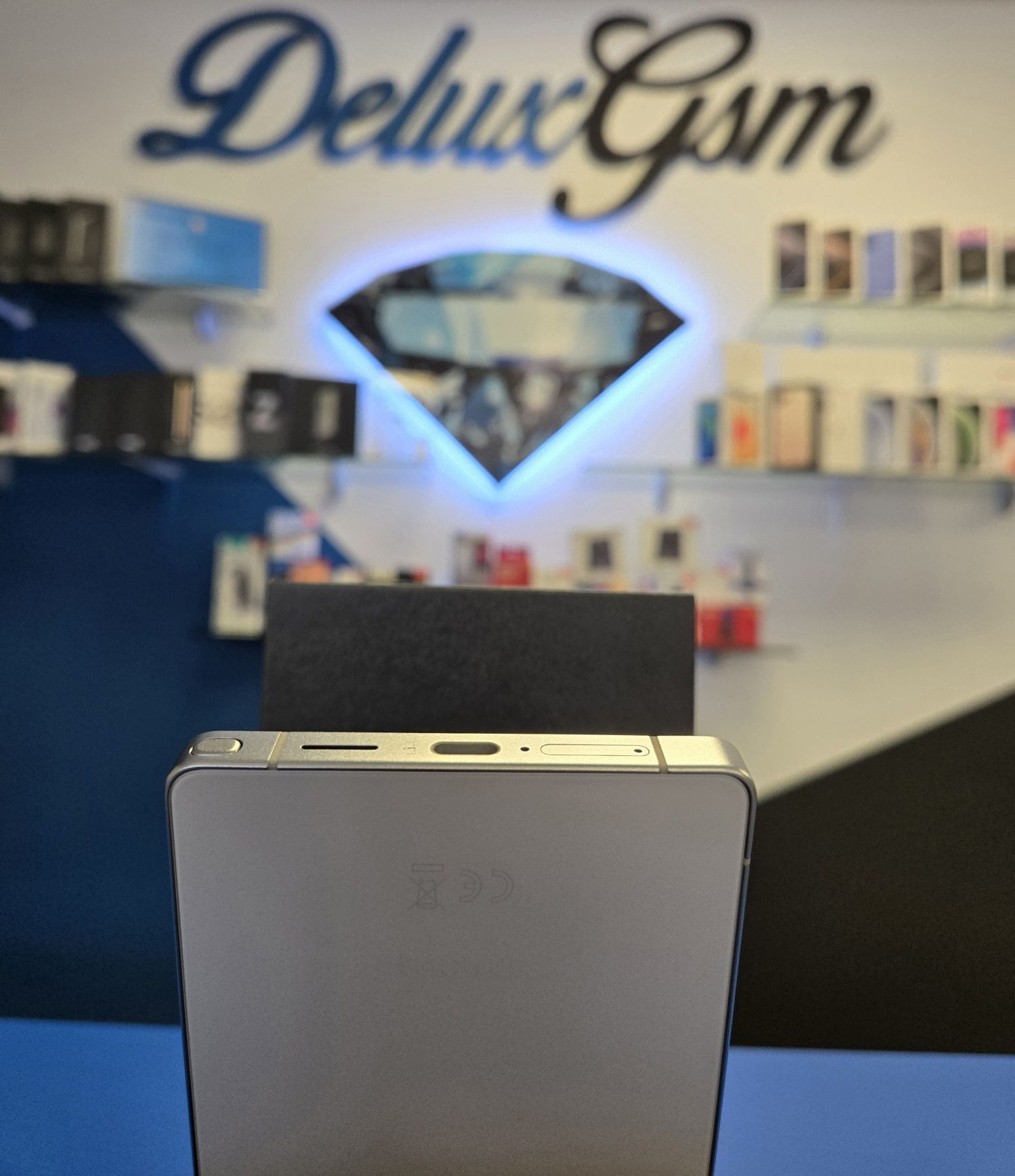 Samsung S25 Ultra / White / DeluxGSM