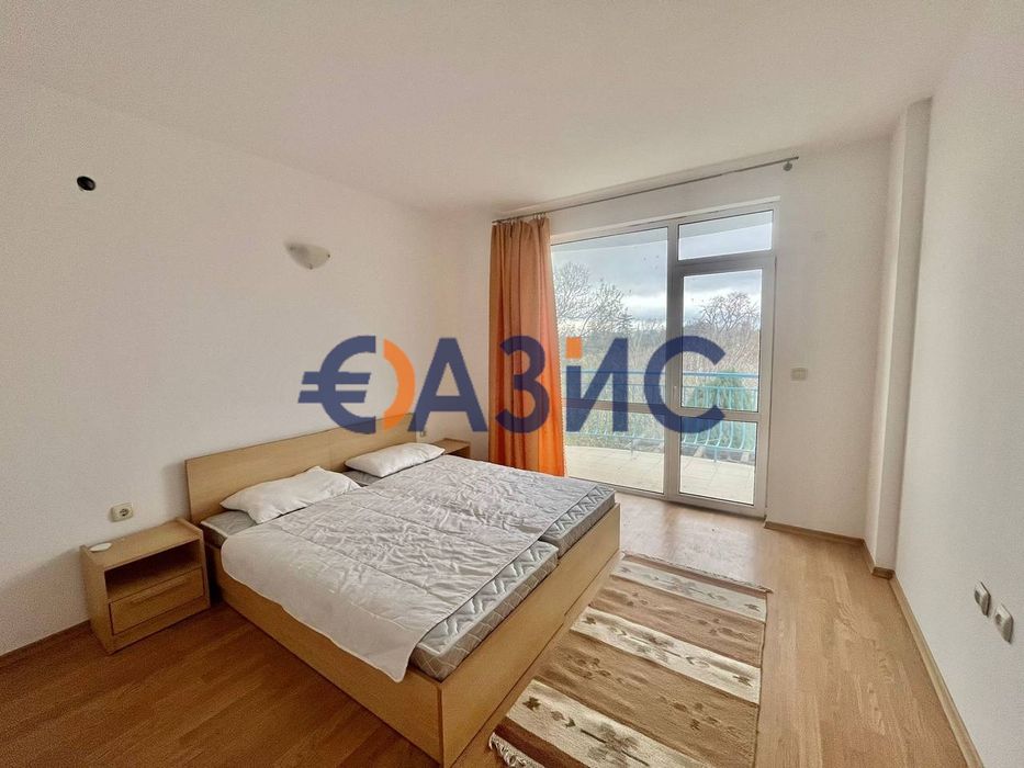 Продава се Двустаен апартамент в Свети Влас - 68 кв.м за 600 €/кв.м - Снимка #3