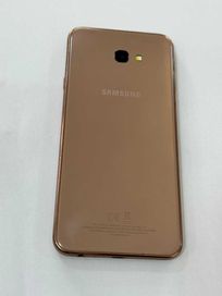 Продавам Samsung J4 +