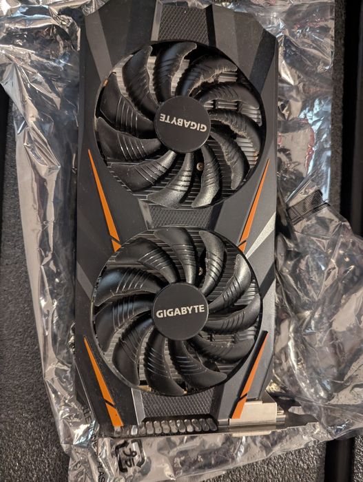 Placa video Nvdia GTX 1060 3GB VRAM