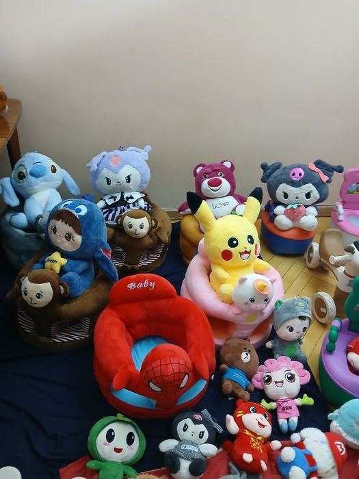 Продам большие мягкие игрушки новые размер 40 см , есть и другие игруш