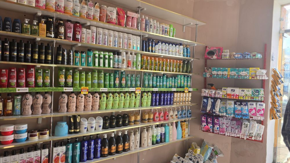 Тайёр Бизнес сотилади. Урганч дехкон бозорда жойлашган магазин