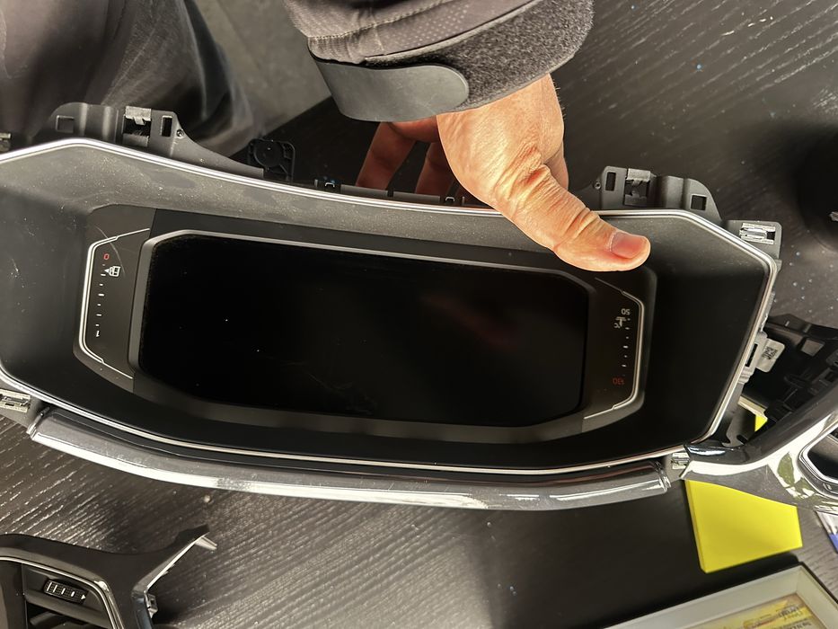 Ceasuri bord digitale vw t roc 17a920790a