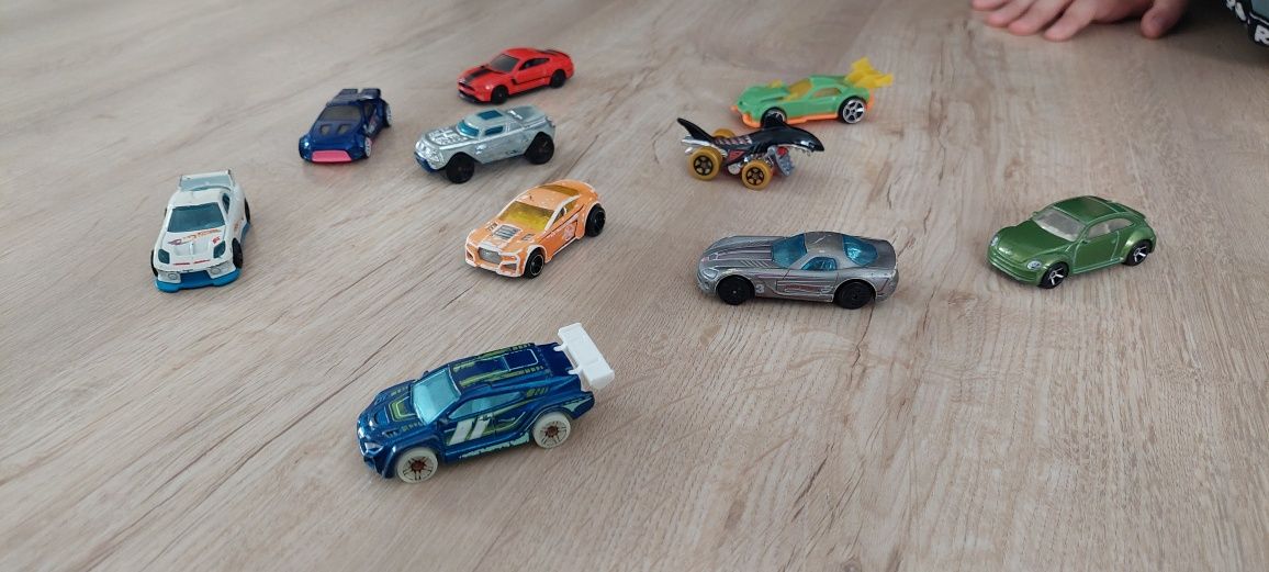 Masinute Hotwheels1 -10 buc