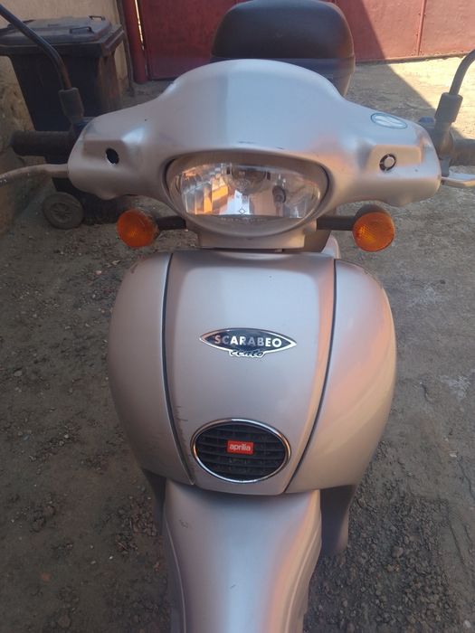 Vand scuter Aprilia Scarabeo 100