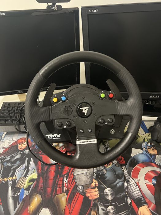 Volan Thrustmaster