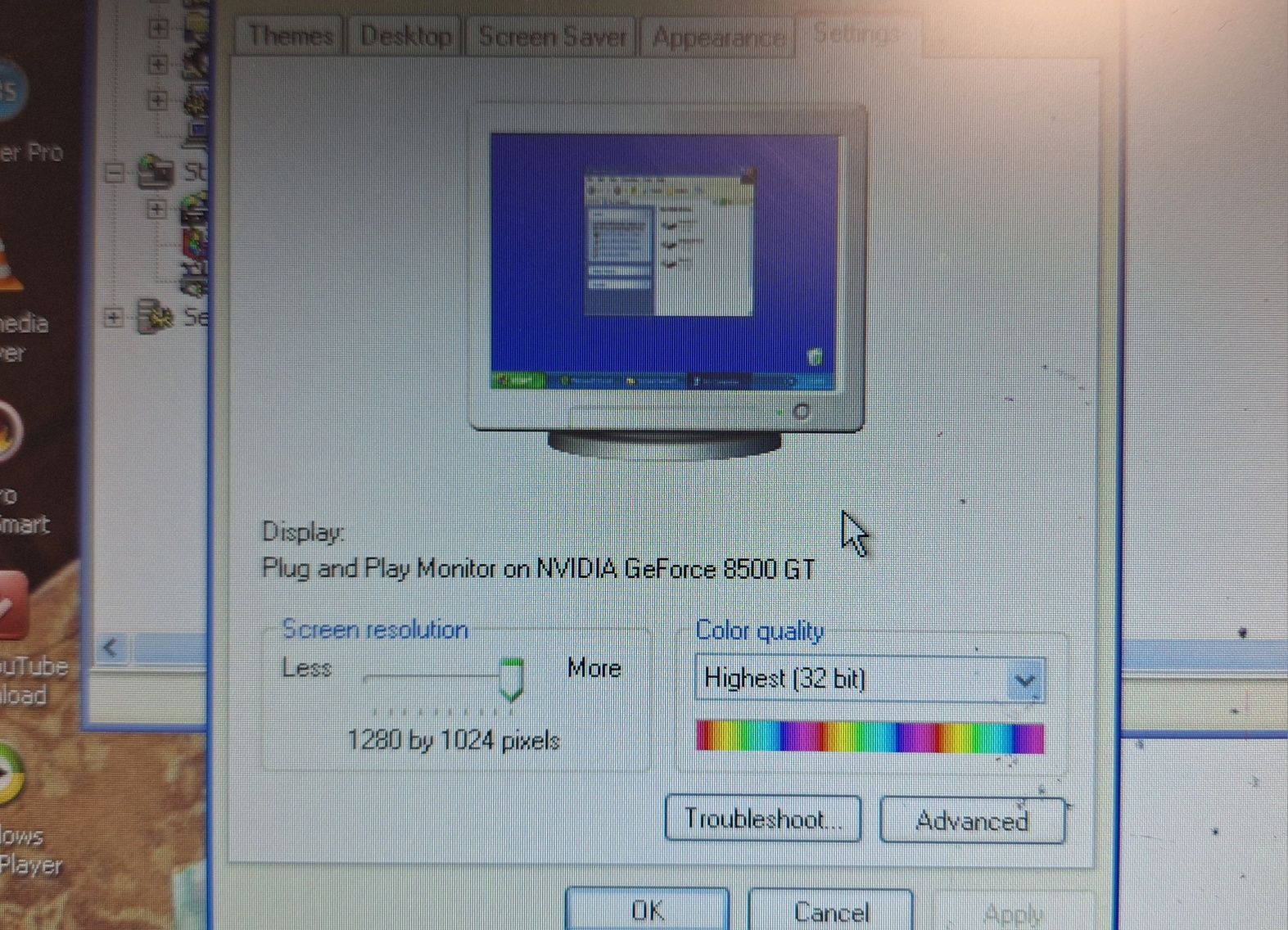 Vand PC calculator AMD cu monitor de 17 inch